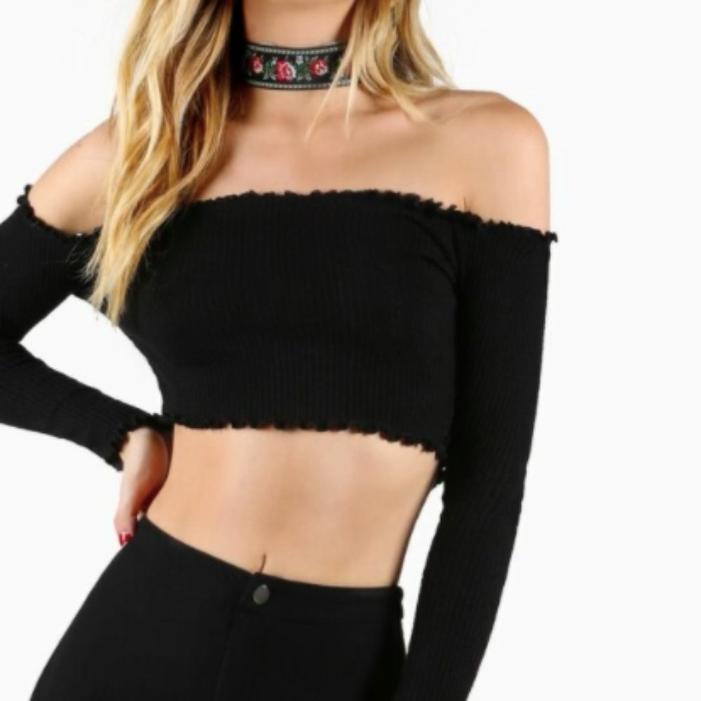 SHEIN Black Off the Shoulder Crop Top
